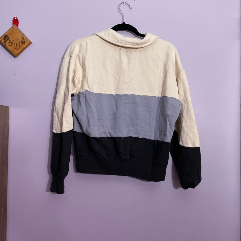 1/4 zip - Picture 2 of 4